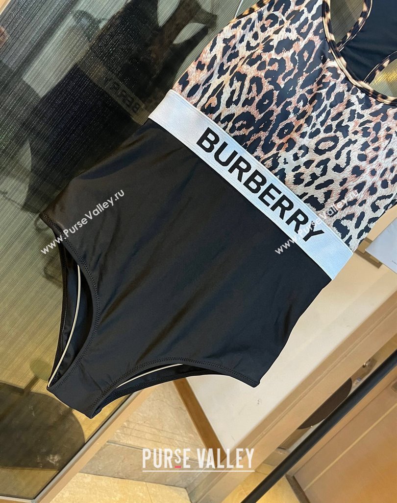 Burberry Swimsuit 01 2024 (xmv-240125v31)