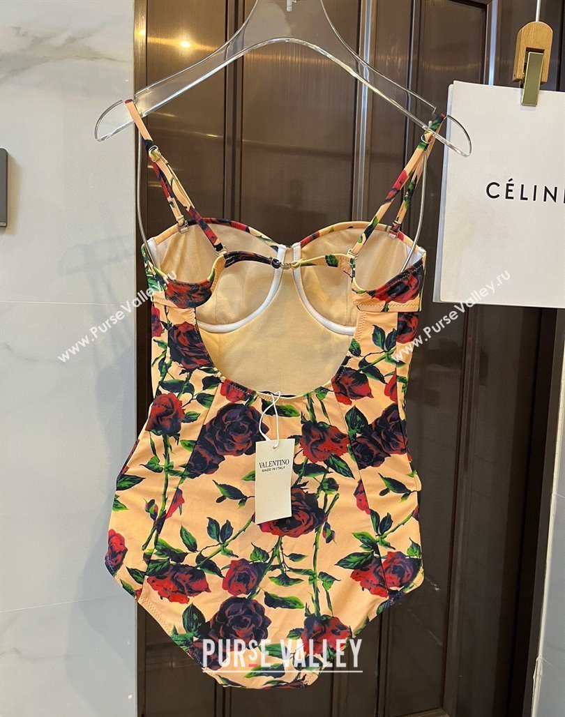 Valentino Swimsuit 01 2024 (xmv-240125v20)