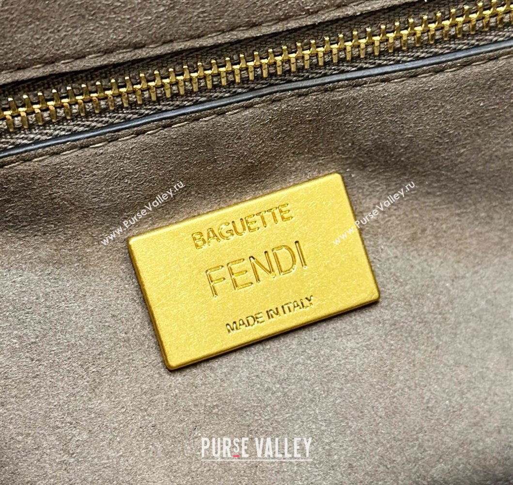 Fendi Medium Baguette Chain Midi FF tapestry fabric bag dove gray (chaoliu-24012602)