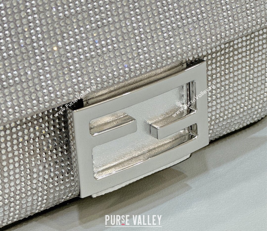 Fendi Mini Baguette Silver leather bag with crystal FF motif (chaoliu-24012610)