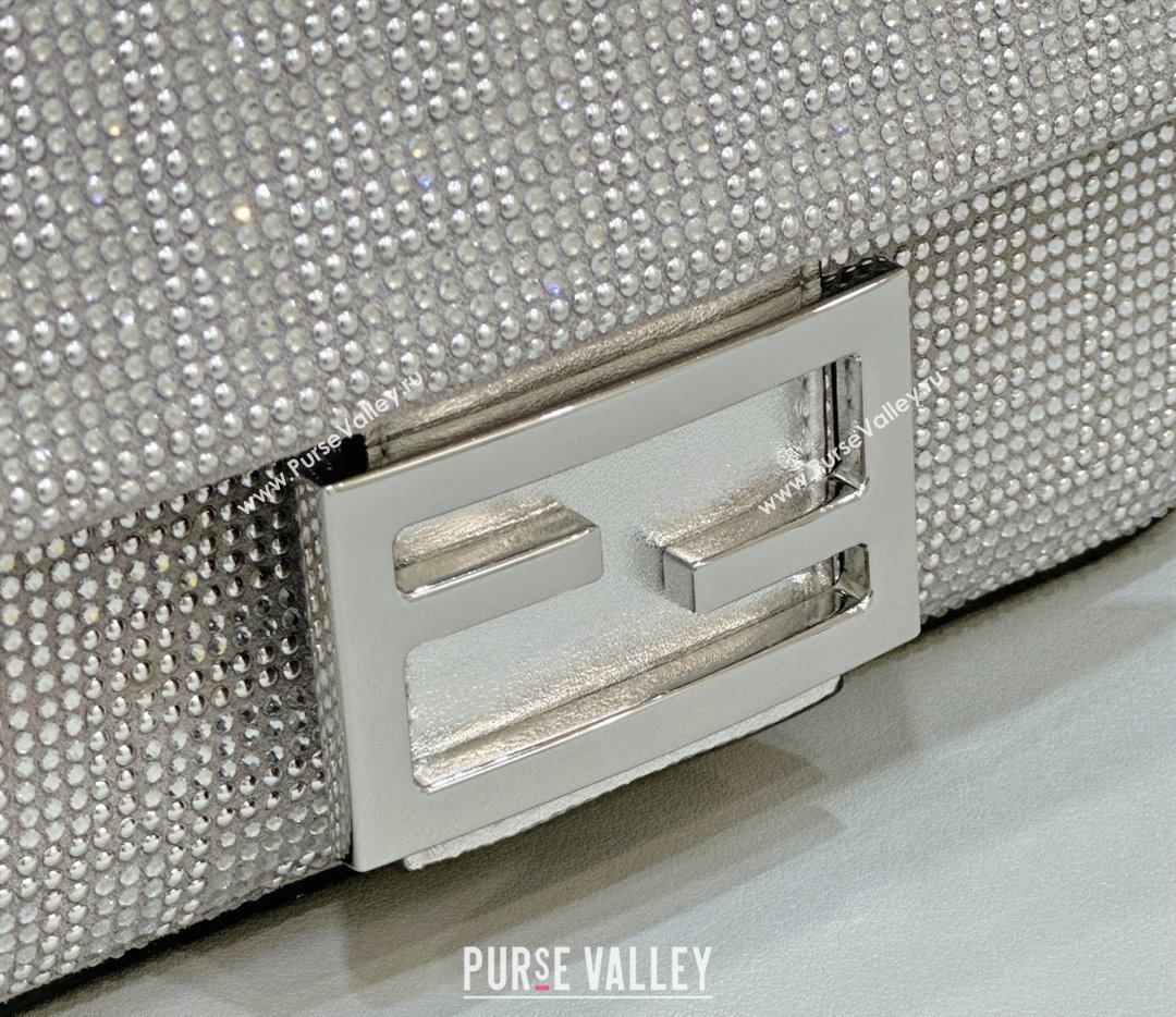 Fendi Mini Baguette Silver leather bag with crystal FF motif (chaoliu-24012610)