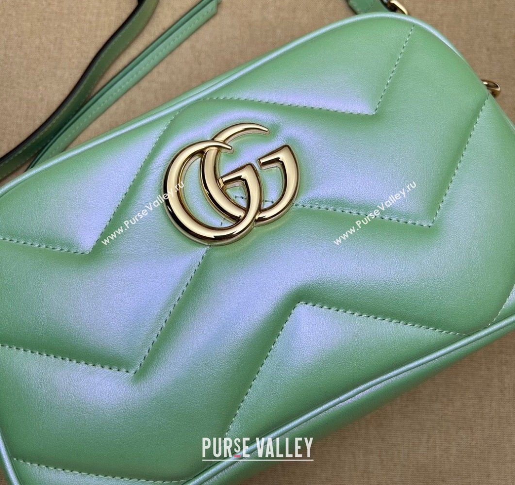 Gucci GG Marmont Small shoulder Camera Bag 447632 iridescent quilted chevron leather Green (dlh-24012642)