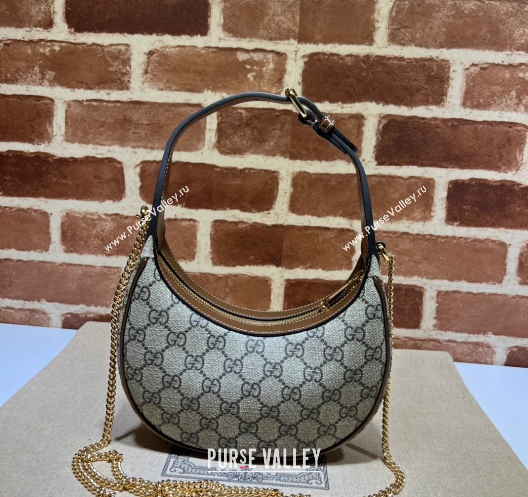 Gucci Half-moon-shaped mini bag with Interlocking G 726843 GG canvas Beige (dlh-24012701)