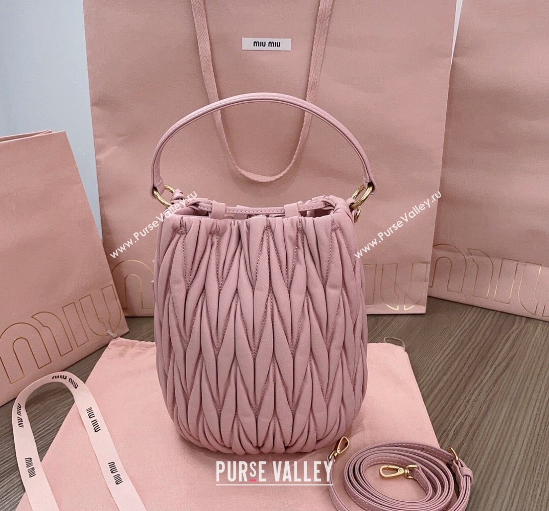 Miu Miu Matelassé nappa leather Bucket Bag 5BE084 Pink (jindong-24013034)