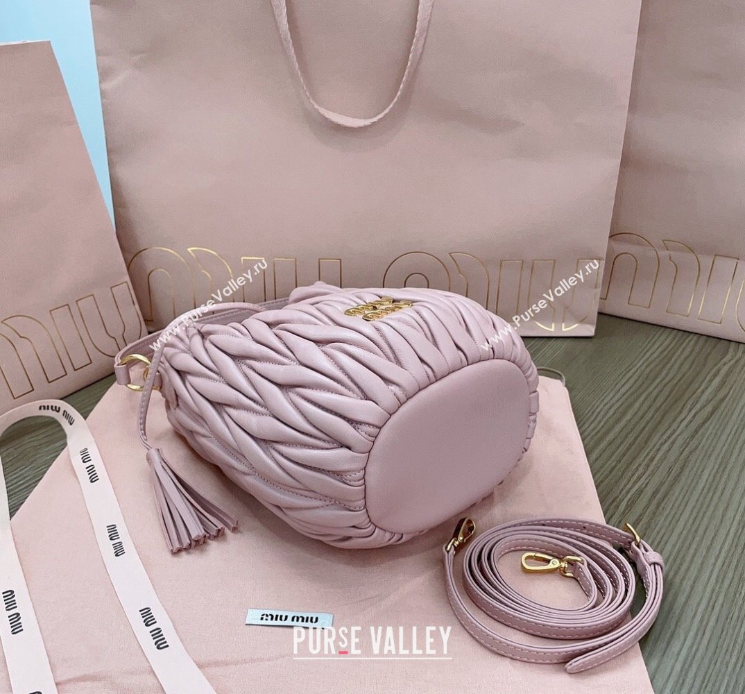 Miu Miu Matelassé nappa leather Bucket Bag 5BE084 Pink (jindong-24013034)