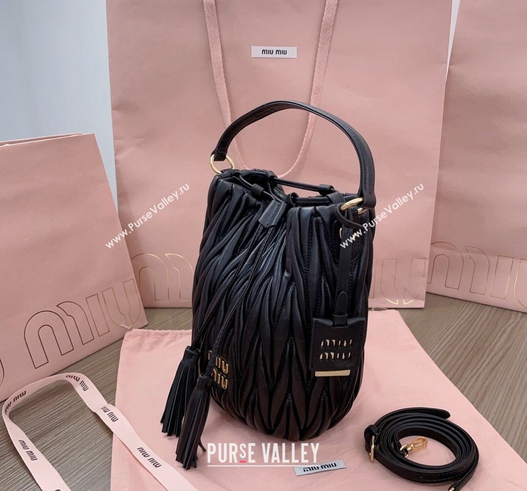 Miu Miu Matelassé nappa leather Bucket Bag 5BE084 Black (jindong-24013031)