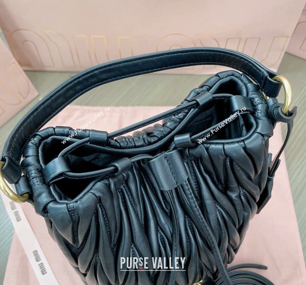 Miu Miu Matelassé nappa leather Bucket Bag 5BE084 Black (jindong-24013031)