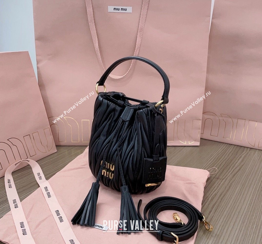 Miu Miu Matelassé nappa leather Bucket Bag 5BE085 Black (jindong-24013035)