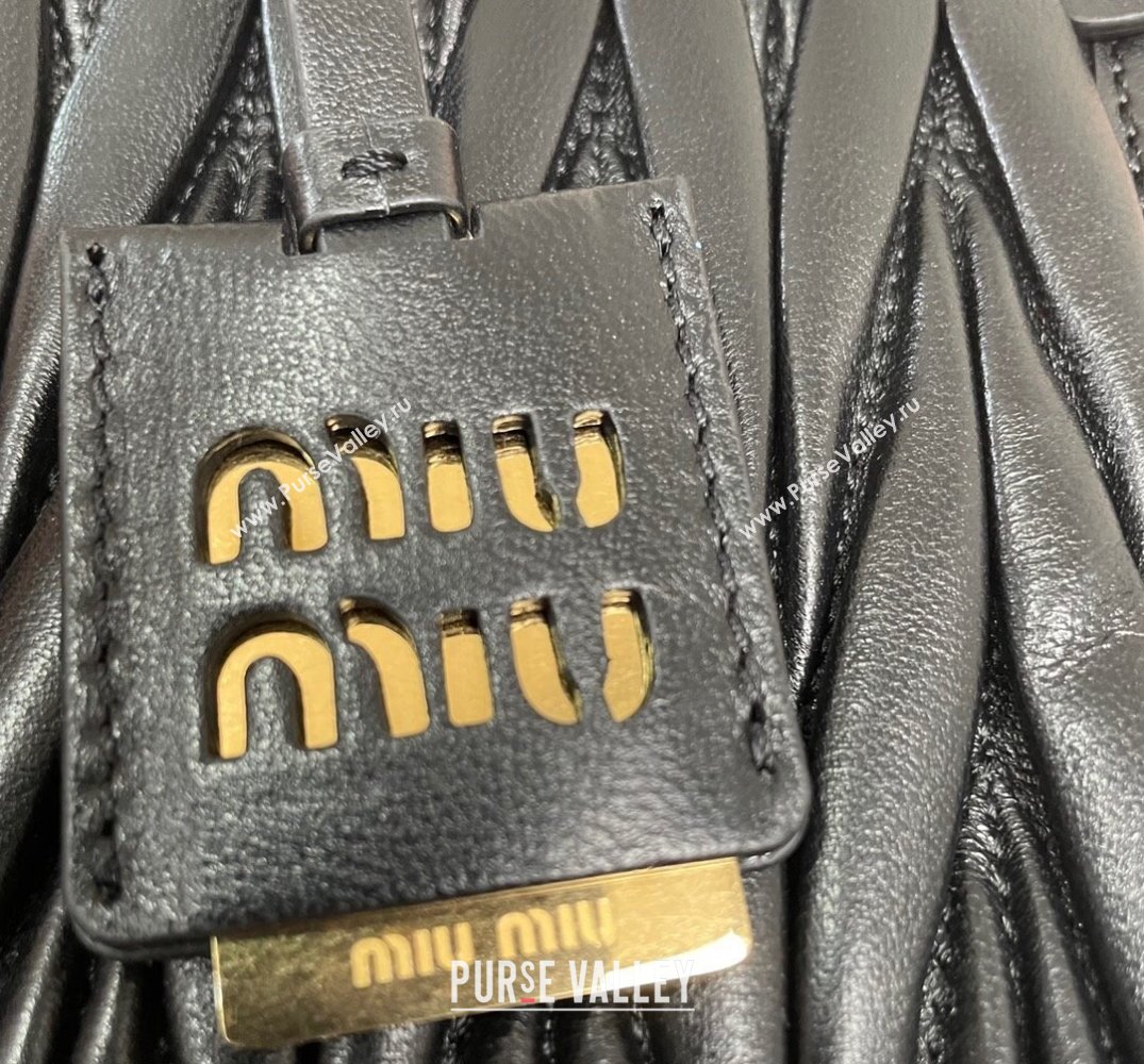 Miu Miu Matelassé nappa leather Handbag 5BG263 Black (jindong-24013042)