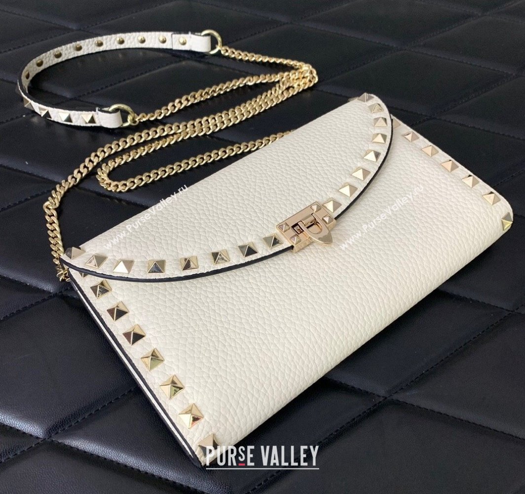 Valentino Rockstud Wallet With Chain in Grainy Calfskin White 2024 (liankafo-24020139)