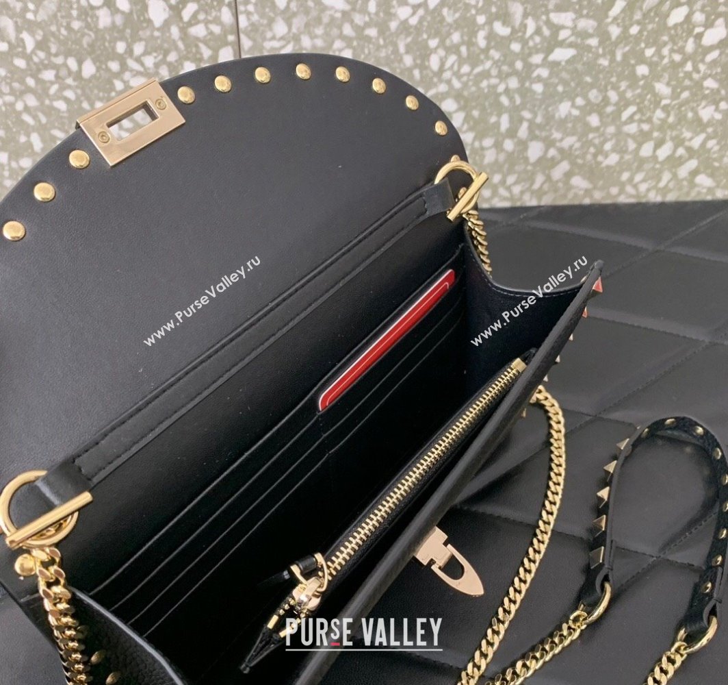 Valentino Rockstud Wallet With Chain in Grainy Calfskin Black 2024 (liankafo-24020138)