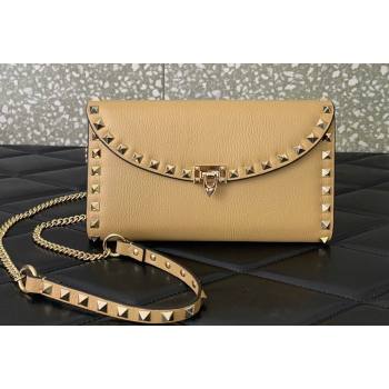 Valentino Rockstud Wallet With Chain in Grainy Calfskin Beige 2024 (liankafo-24020142)