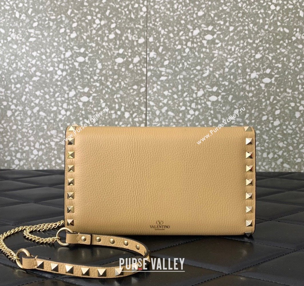 Valentino Rockstud Wallet With Chain in Grainy Calfskin Beige 2024 (liankafo-24020142)