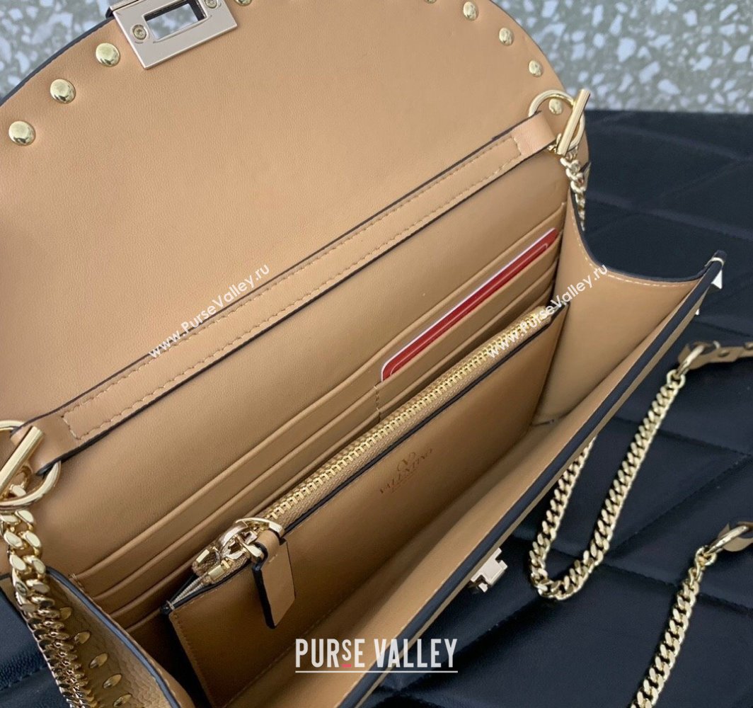 Valentino Rockstud Wallet With Chain in Grainy Calfskin Beige 2024 (liankafo-24020142)