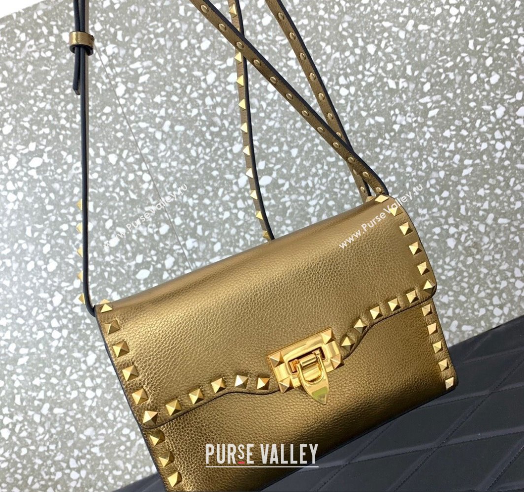 Valentino Small Rockstud Crossbody Bag in Grainy Calfskin Gold 2024 (liankafo-24020152)