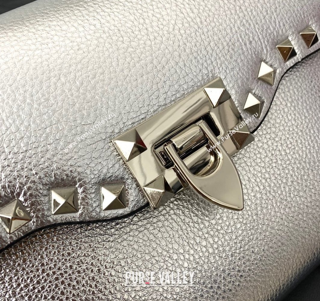 Valentino Small Rockstud Crossbody Bag in Grainy Calfskin Silver 2024 (liankafo-24020153)