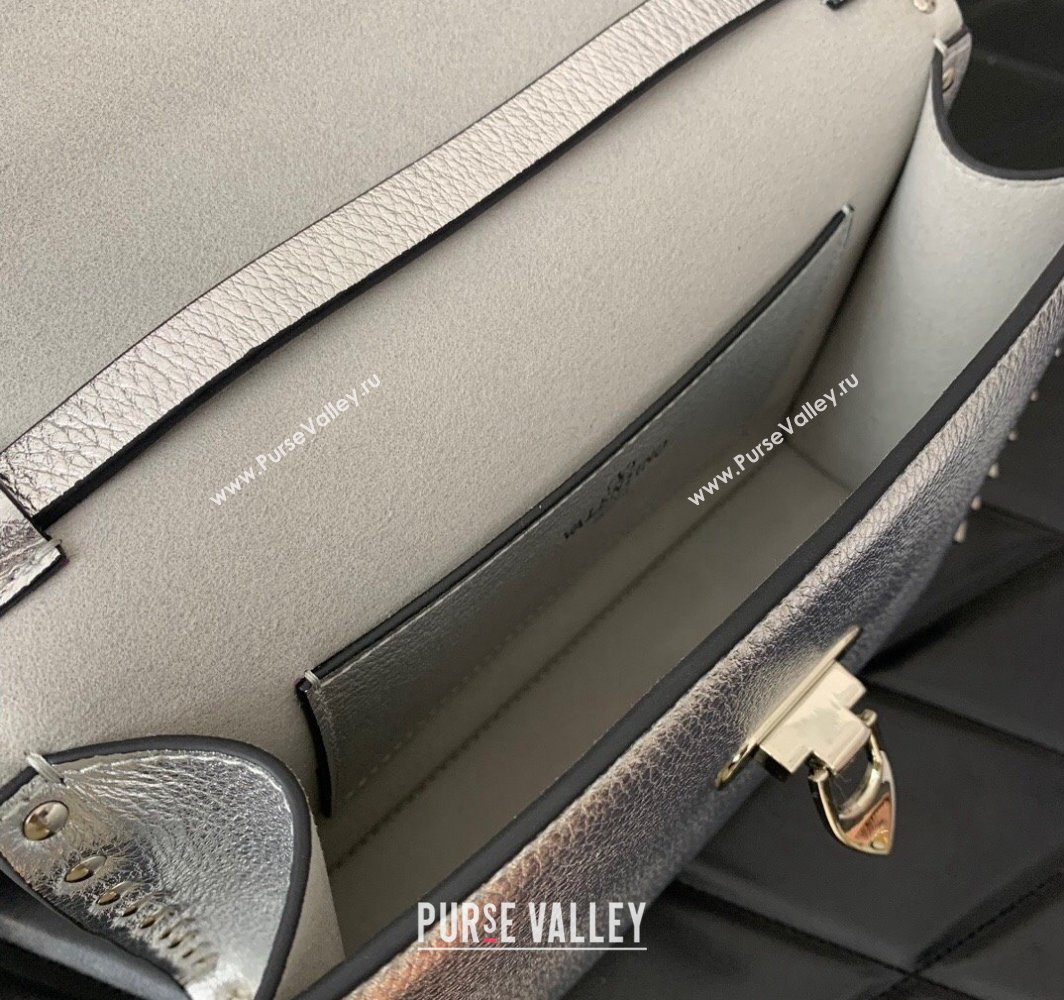 Valentino Small Rockstud Crossbody Bag in Grainy Calfskin Silver 2024 (liankafo-24020153)