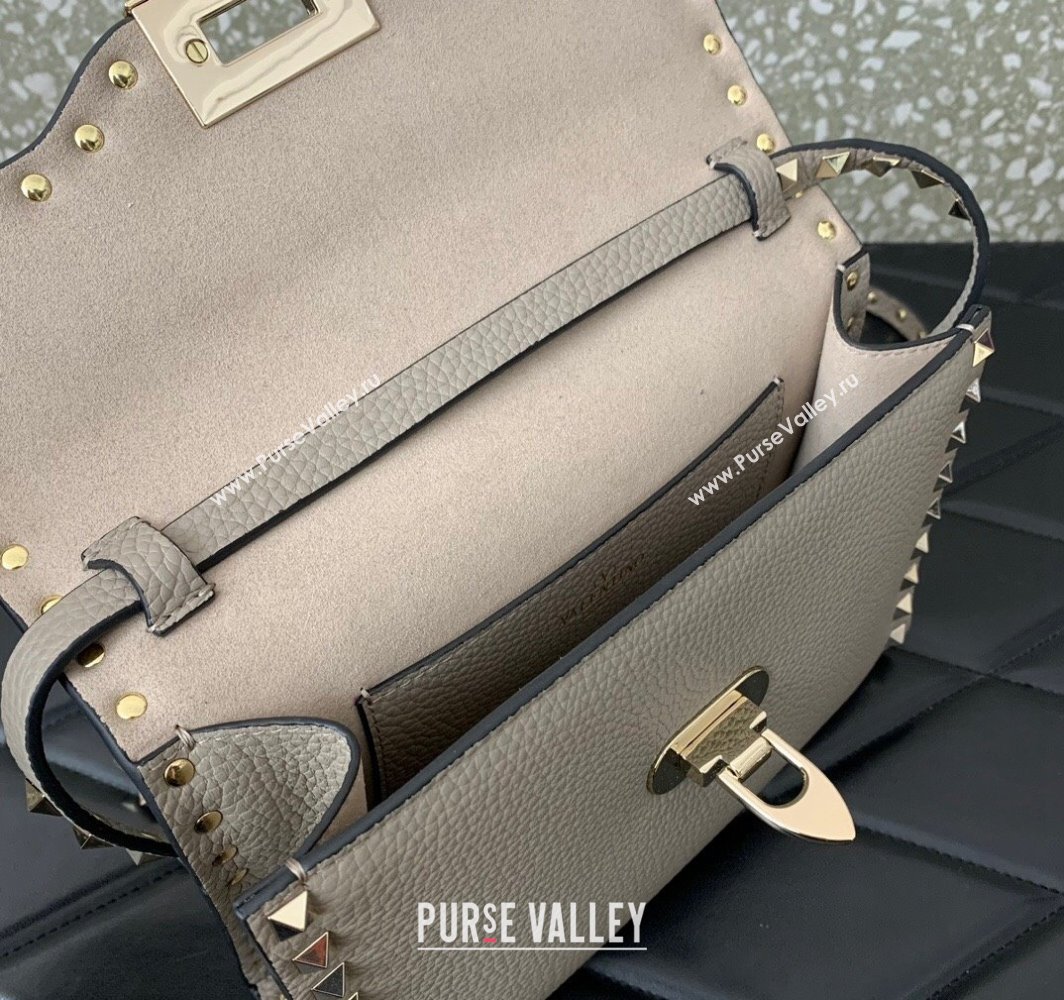 Valentino Small Rockstud Crossbody Bag in Grainy Calfskin Gray 2024 (liankafo-24020150)