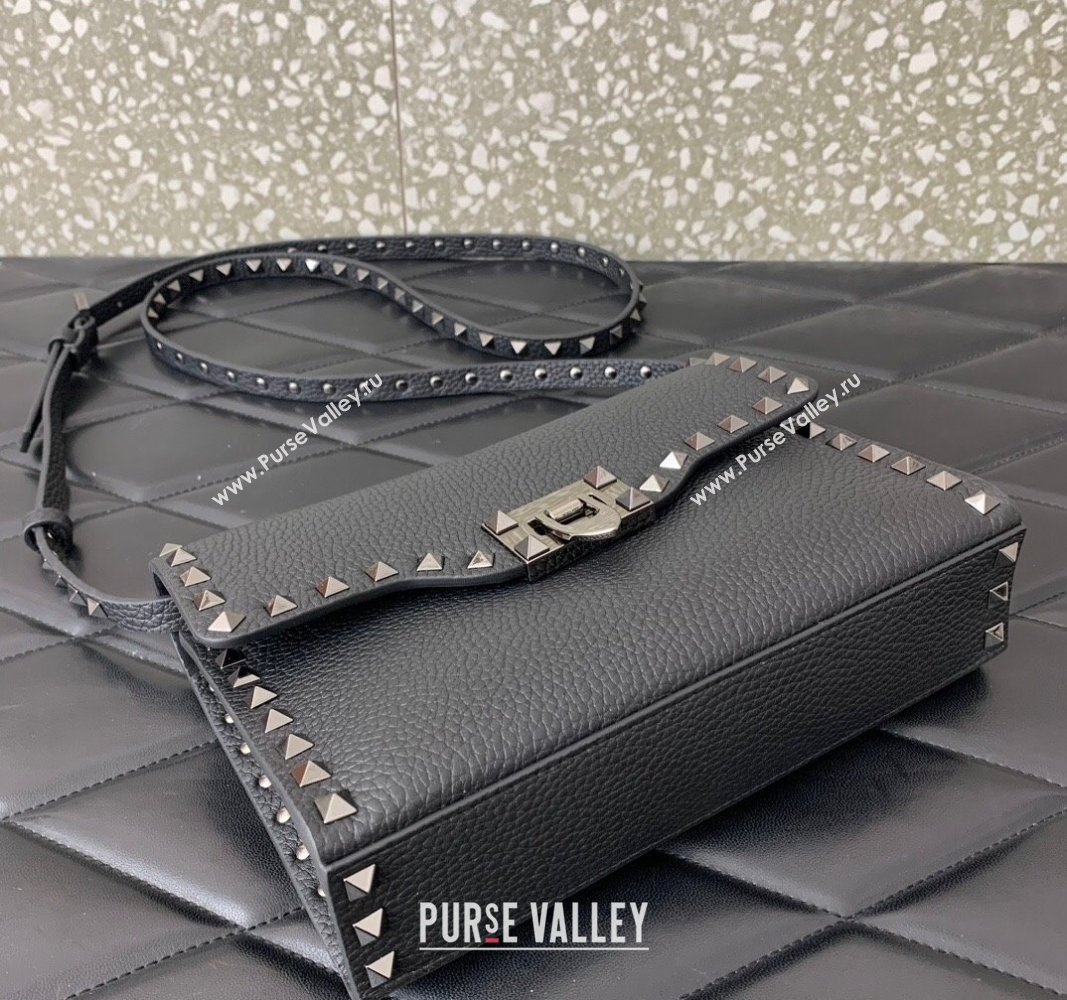 Valentino Small Rockstud Crossbody Bag in Grainy Calfskin Black 2024 (liankafo-24020146)