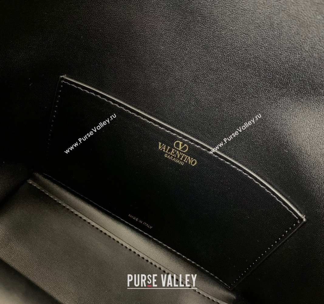 Valentino Locò Bucket Bag In Calfskin Leather Black With Enamel Tone-On-Tone Vlogo Signature 2024 (liankafo-24020161)