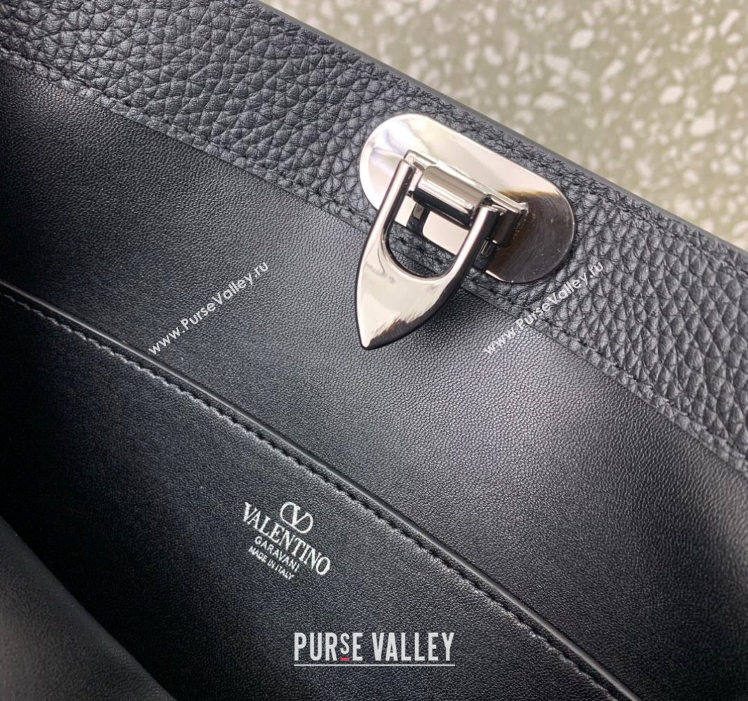 Valentino Rockstud Hobo Bag in Grainy Calfskin Black 2024 (liankafo-24020154)