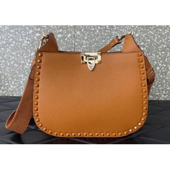 Valentino Rockstud Hobo Bag in Grainy Calfskin Brown 2024 (liankafo-24020156)