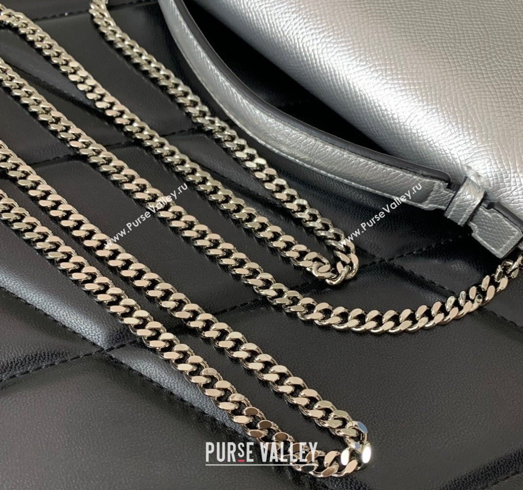 Valentino Vlogo Signature Wallet With Chain in Grainy Calfskin Silver 2024 (liankafo-24020127)