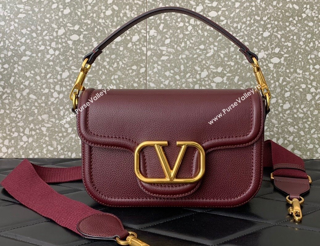 Valentino Alltime shoulder bag in grainy calfskin Burgundy 2024 (liankafo-24020121)