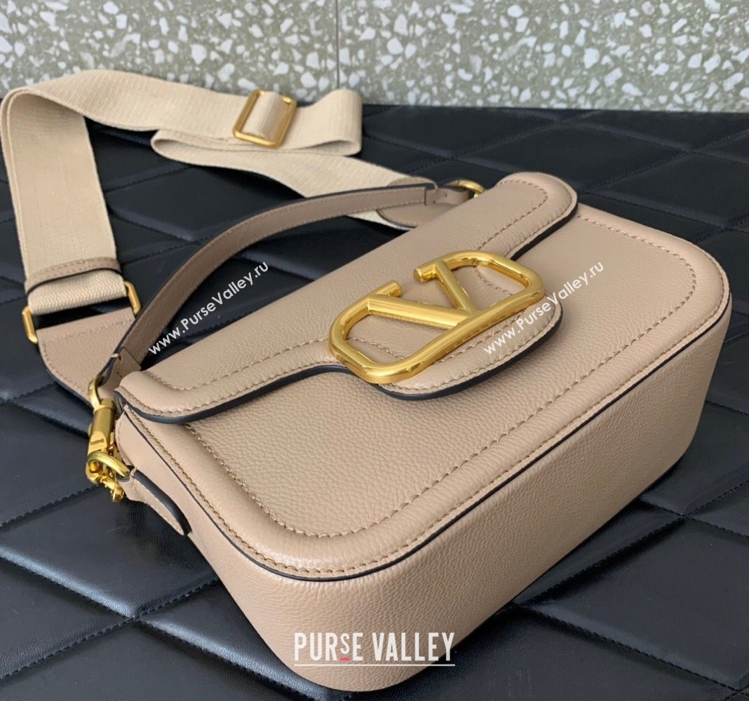 Valentino Alltime shoulder bag in grainy calfskin Nude 2024 (liankafo-24020119)