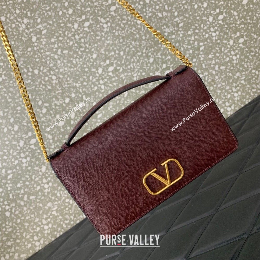 Valentino Vlogo Signature Wallet With Chain in Grainy Calfskin Burgundy 2024 (liankafo-24020123)