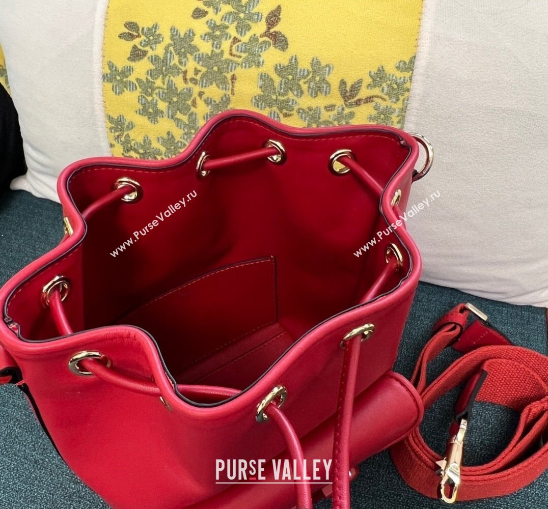 Valentino Locò Bucket Bag In Calfskin Leather Red With Enamel Tone-On-Tone Vlogo Signature 2024 (xinyidai-24020164)
