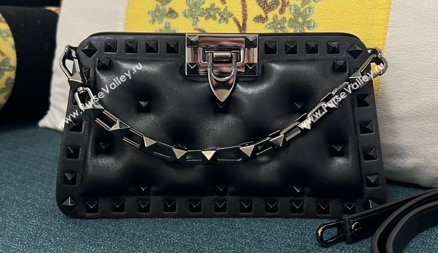 Valentino Rockstud Clutch Bag In Padded Nappa Black 2024 (xinyidai-24020220)