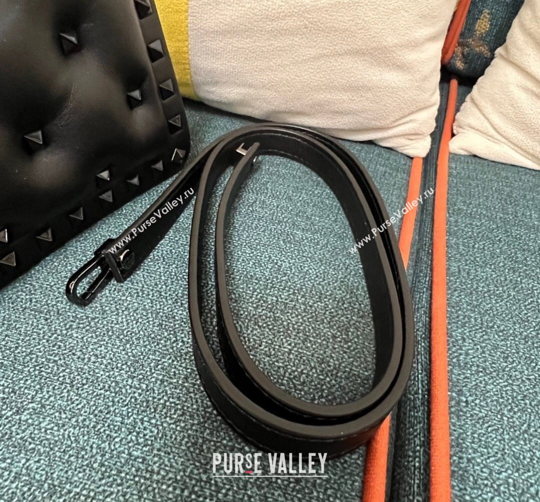 Valentino Rockstud Clutch Bag In Padded Nappa Black 2024 (xinyidai-24020220)