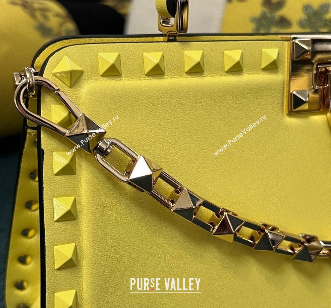 Valentino Rockstud Handbag In Calfskin Yellow 2024 (xinyidai-24020219)