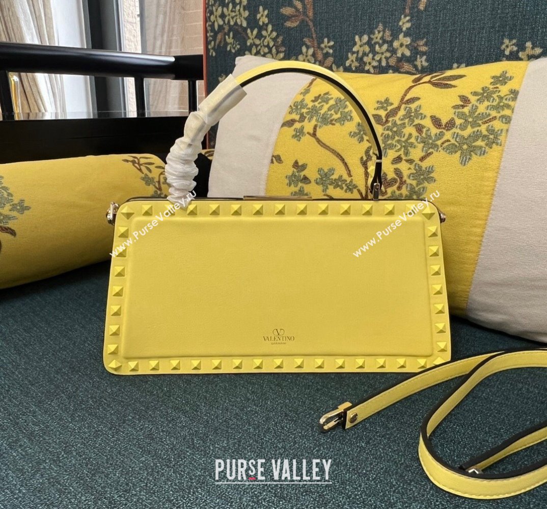 Valentino Rockstud Handbag In Calfskin Yellow 2024 (xinyidai-24020219)