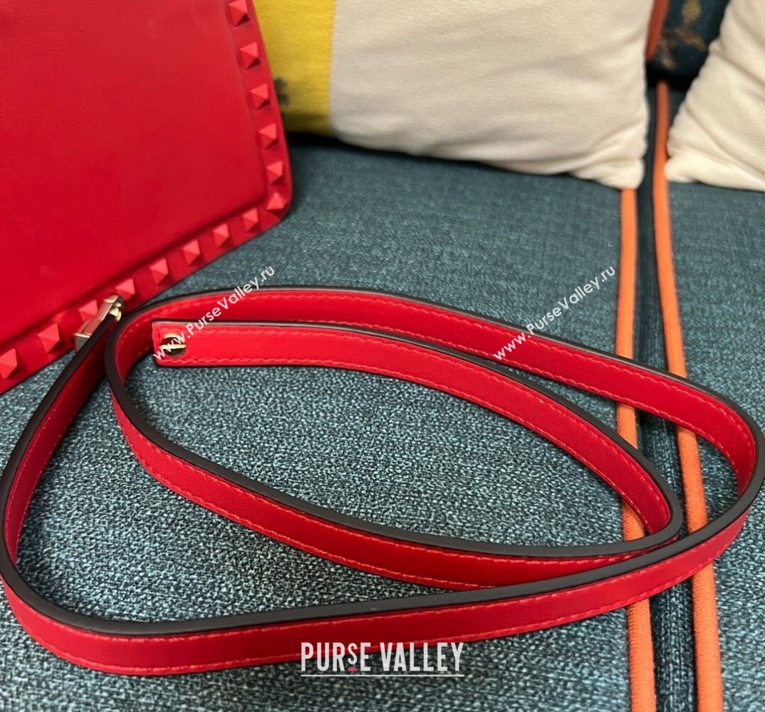 Valentino Rockstud Handbag In Calfskin Red 2024 (xinyidai-24020216)