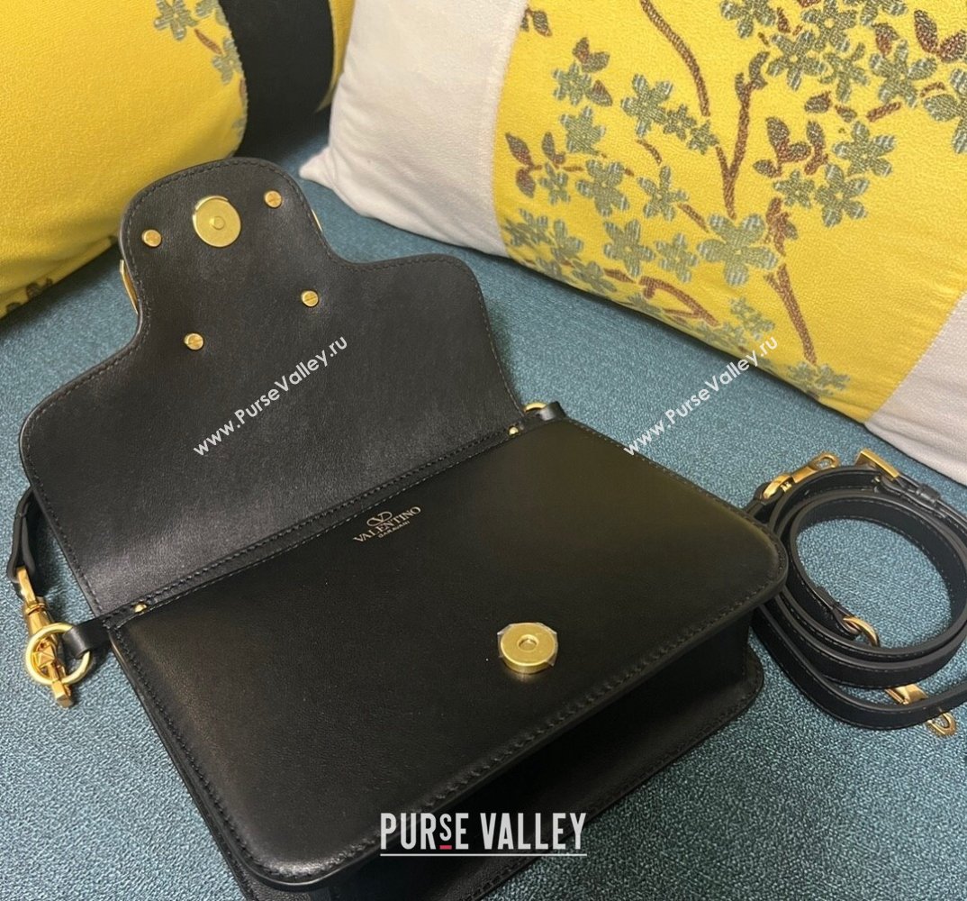 Valentino Small Locò Shoulder Bag In Calfskin Leather Black/Gold With Vlogo Signature 2024 (xinyidai-24020208)