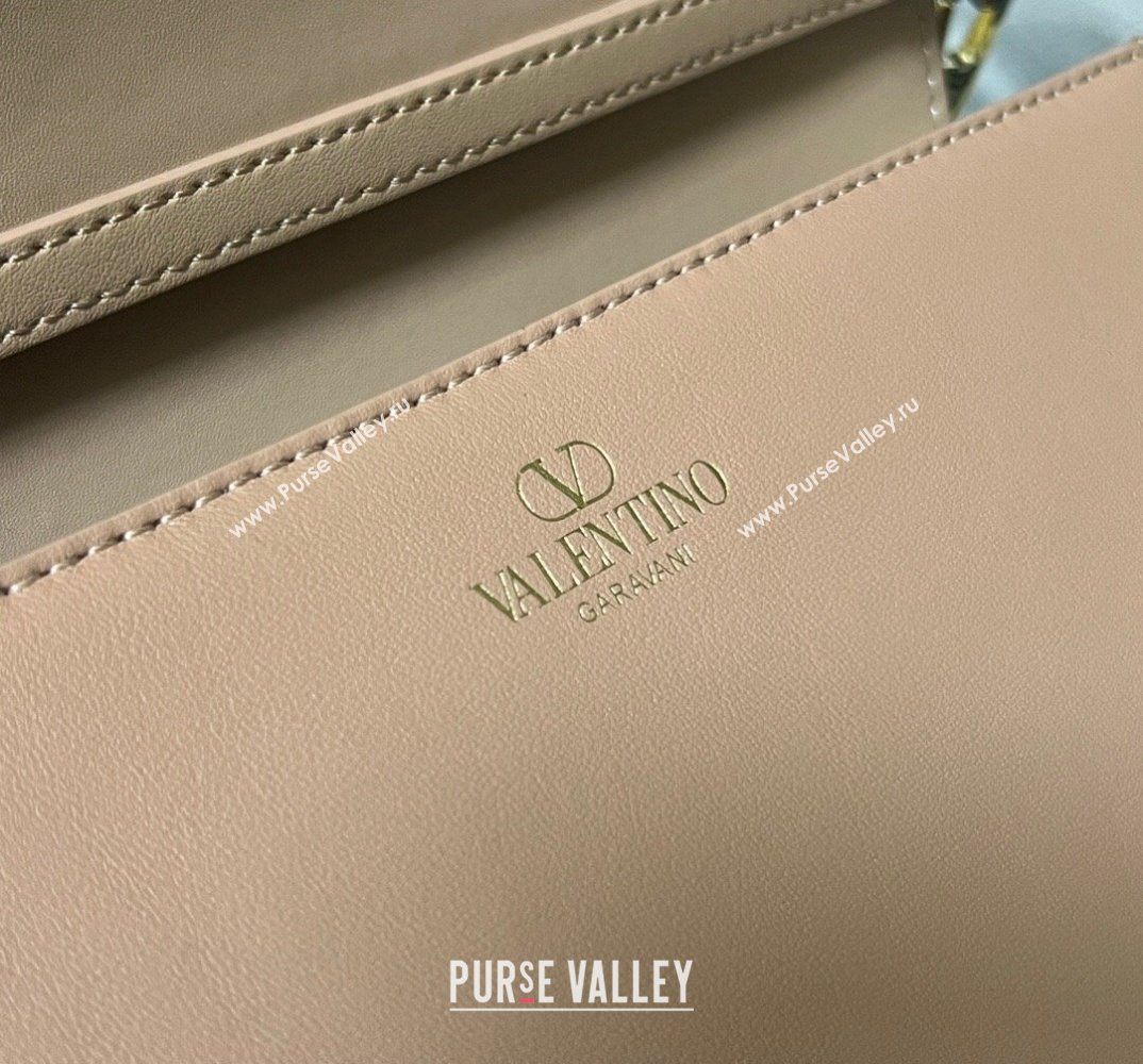 Valentino Small Locò Shoulder Bag In Calfskin Leather Nude With Enamel Tone-On-Tone Vlogo Signature 2024 (xinyidai-24020211)