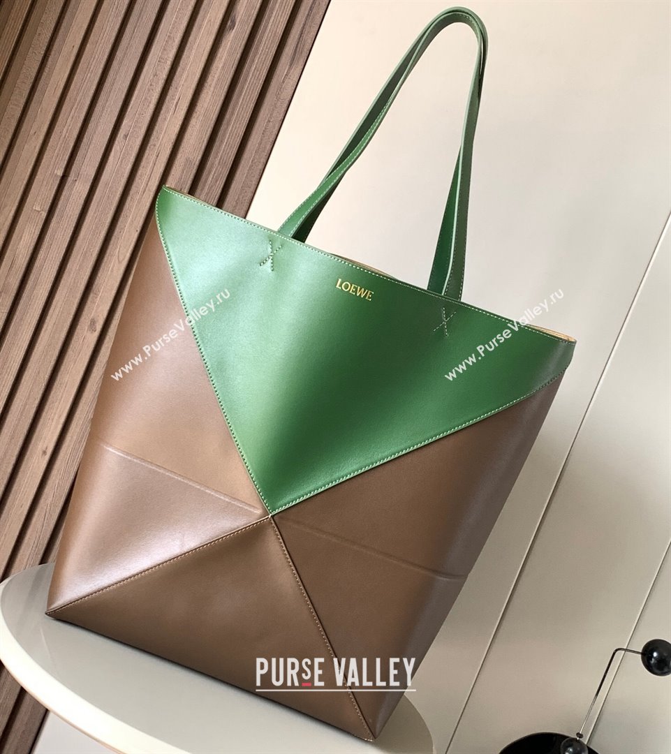 Loewe Large Puzzle Fold Tote Bag in shiny calfskin Brown/Green 2024 (xinyidai-24020243)