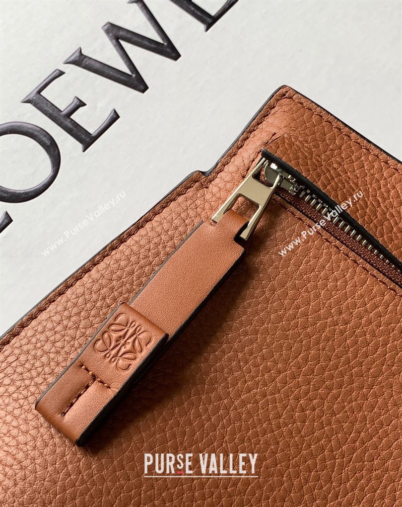 Loewe T Pouch Bag in grained calfskin Brown 2024 (xinyidai-24020237)