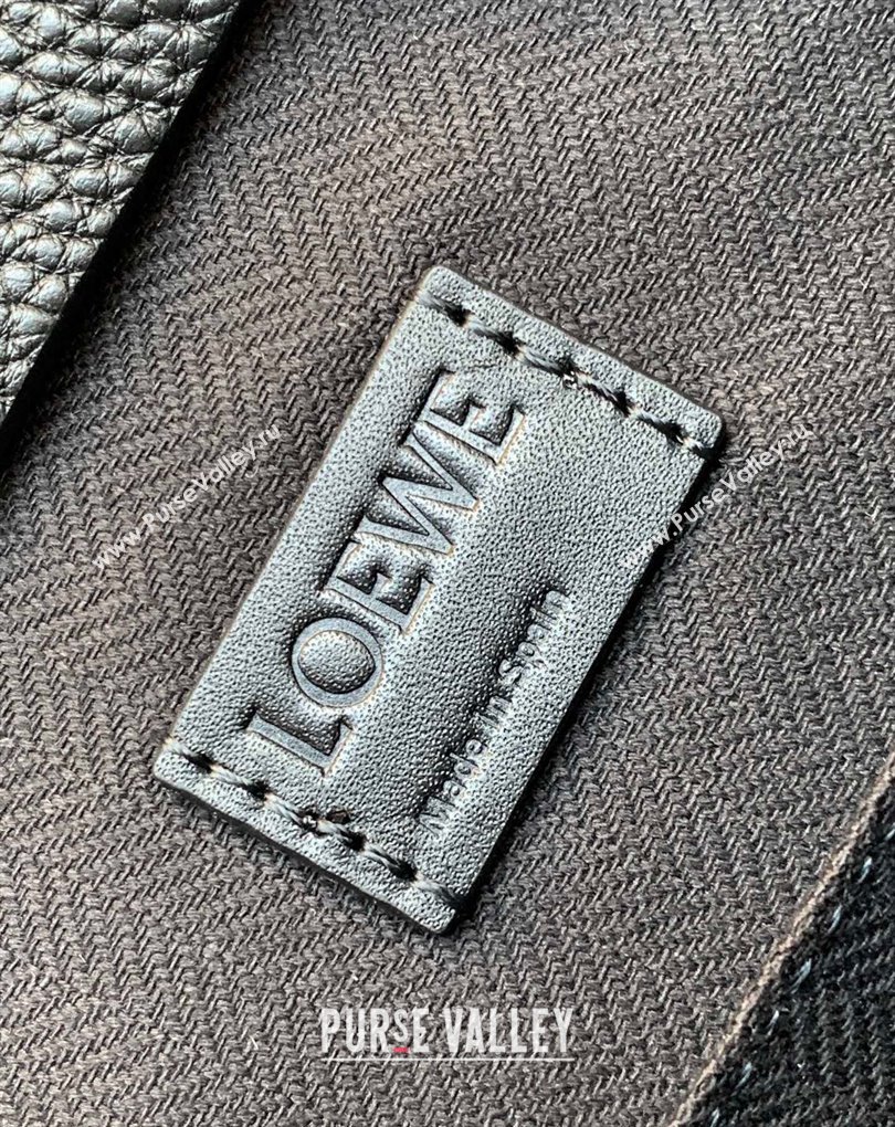 Loewe T Pouch Bag in grained calfskin Black 2024 (xinyidai-24020238)