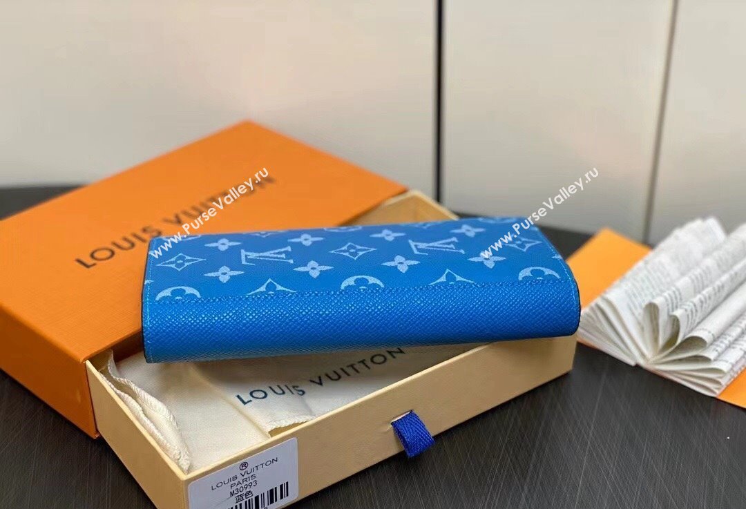 Louis Vuitton Taiga cowhide leather and Monogram canvas Brazza Wallet Blue 2024 (kiki-24021802)