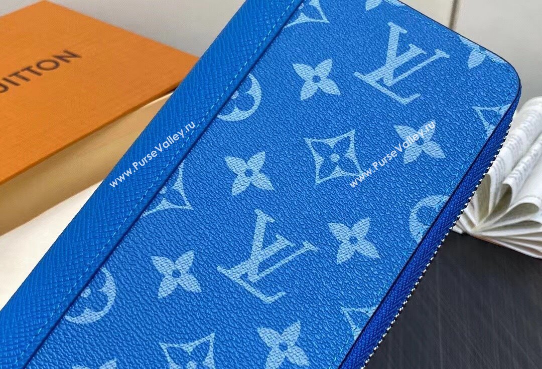 Louis Vuitton Taiga cowhide leather and Monogram canvas Zippy Vertical Wallet Blue 2024 (kiki-24021801)