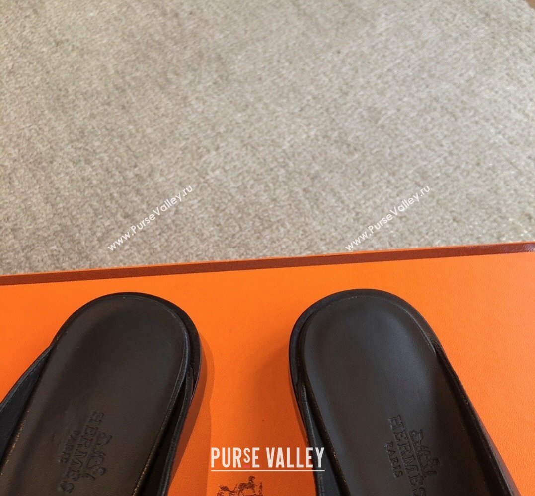 Hermes Iota mules Black in calfskin with iconic oversized Kelly buckle 2024 (modeng-24022621)