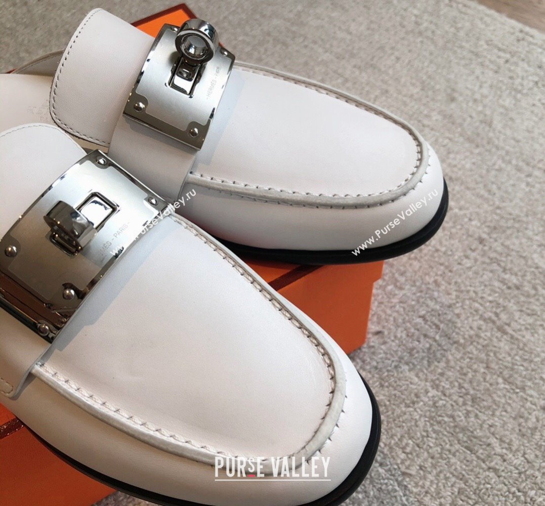 Hermes Iota mules White in calfskin with iconic oversized Kelly buckle 2024 (modeng-24022622)