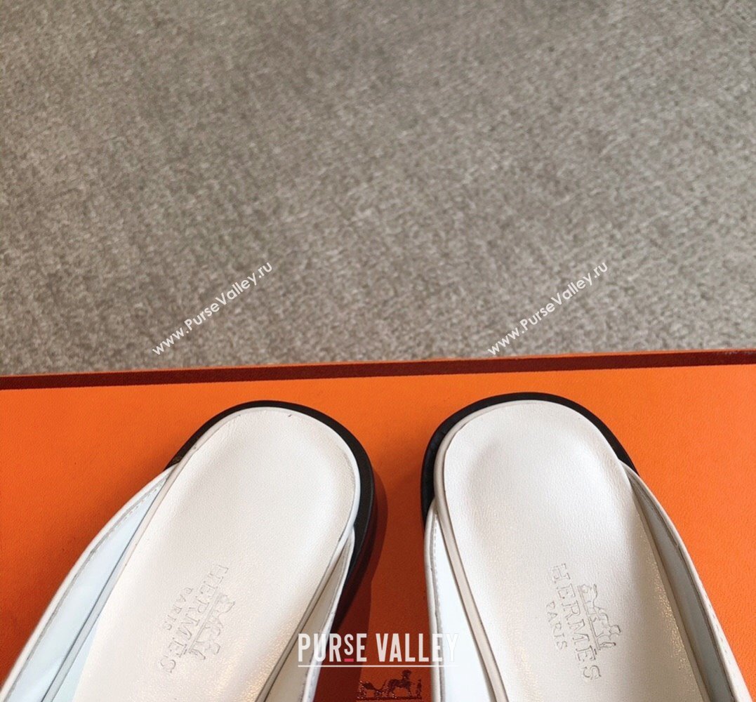 Hermes Iota mules White in calfskin with iconic oversized Kelly buckle 2024 (modeng-24022622)