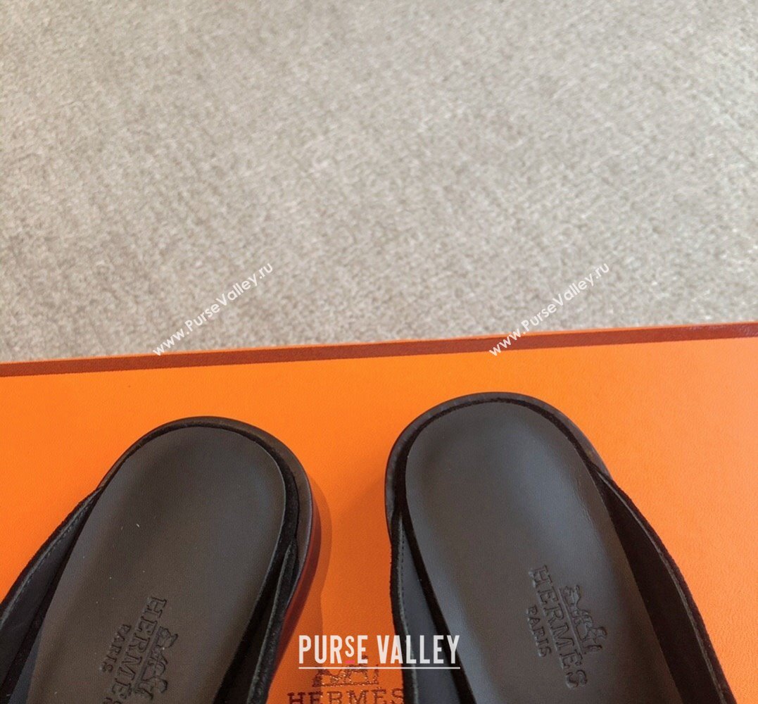 Hermes Iota mules Black in suede goatskin with iconic oversized Kelly buckle 2024 (modeng-24022624)