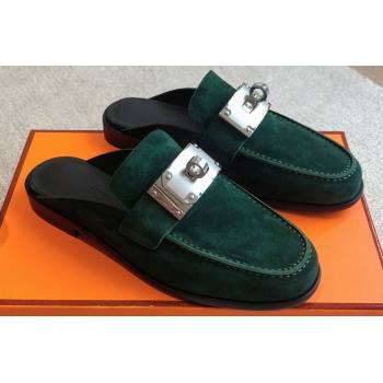 Hermes Iota mules Green in suede goatskin with iconic oversized Kelly buckle 2024 (modeng-24022626)