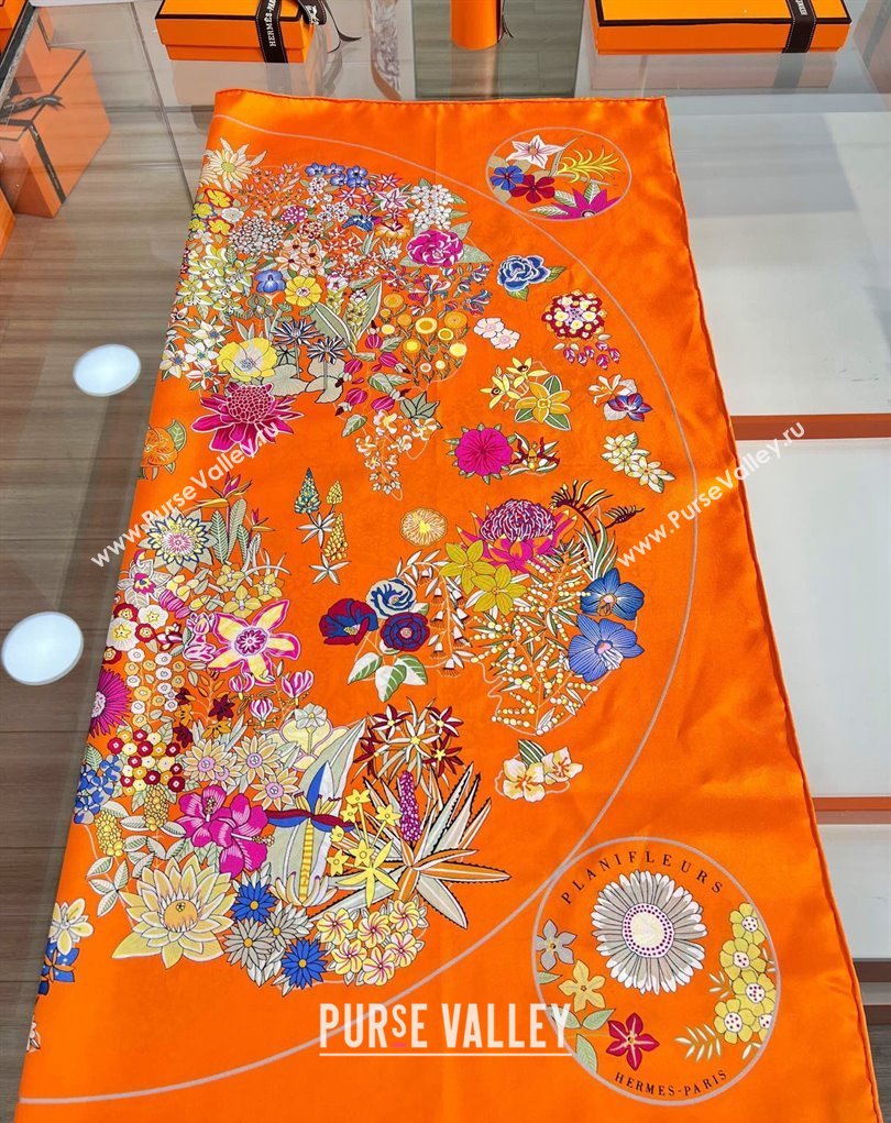 Hermes scarf 90x90cm in silk twill Top Quality 24 2024 (wtz-24022624)