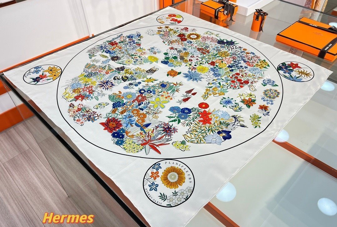 Hermes scarf 90x90cm in silk twill Top Quality 25 2024 (wtz-24022625)